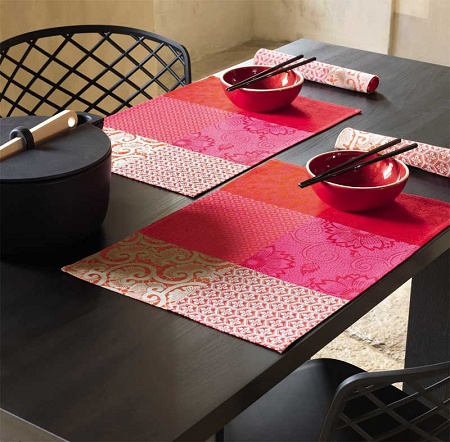 4 serviettes de table fleurs de kyoto cerise 58×58 cm Le Jacquard Français