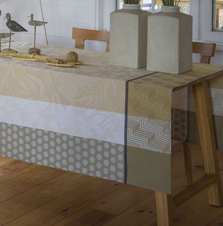 4 Serviettes de table Nature Urbaine Chêne 58×58 cm Le Jacquard Français